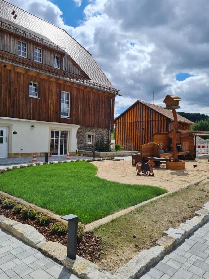 Familien- Und Apartmenthotel Lerchenberghof Walddorf  Kültér fotó